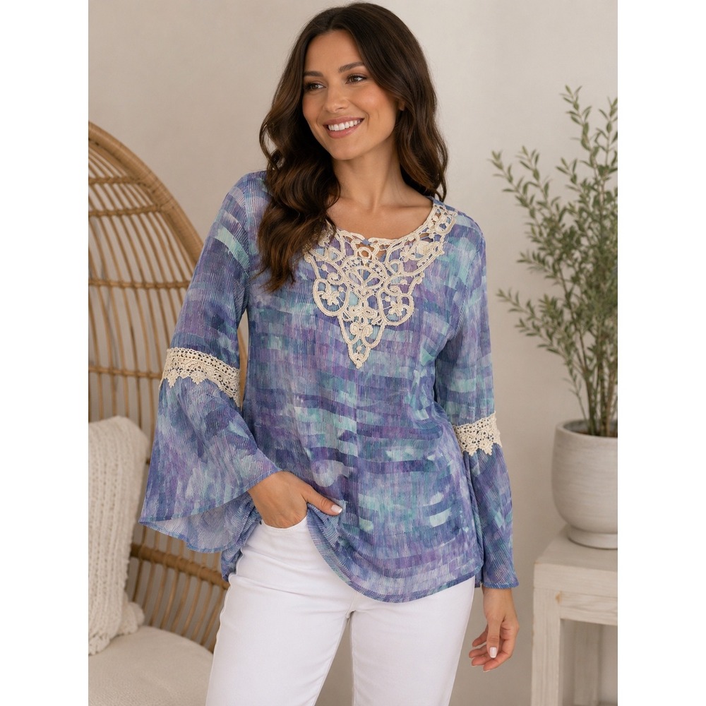 Como Vintage sheer blouse embroidered lagenlook cottagecore small art deco blue